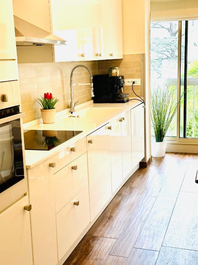Luxurious Privacy - 130M2 Entire Floor, Pool, Parking, Ac - 5' Croisette - Plage Des Sports Apartment *