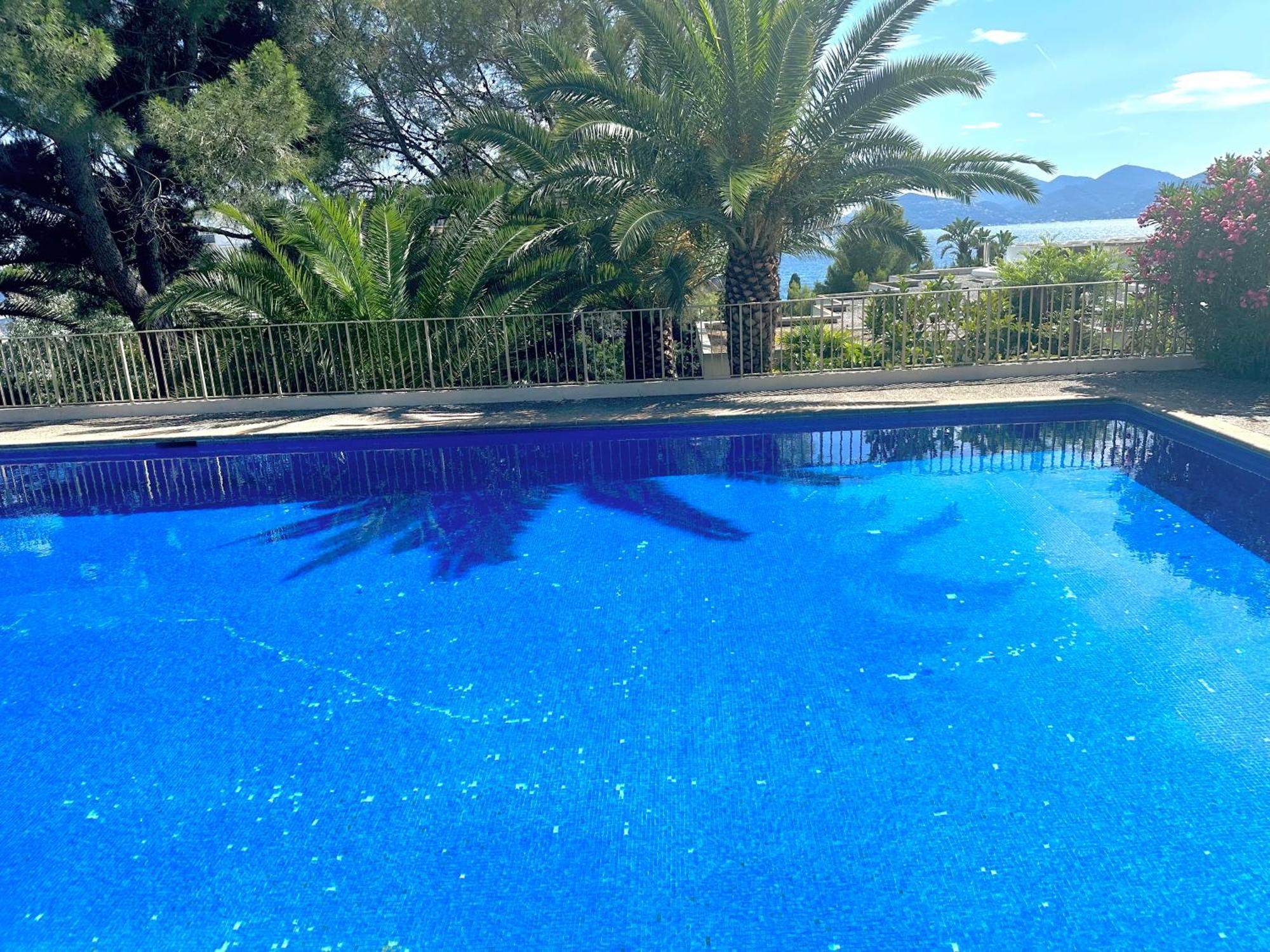 Luxurious Privacy - 130M2 Entire Floor, Pool, Parking, Ac - 5' Croisette - Plage Des Sports Apartment *